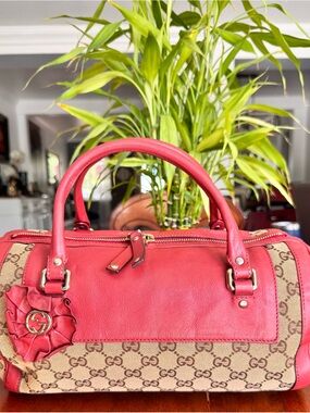 Gucci GG Canvas Trophy Bag- pre-owned